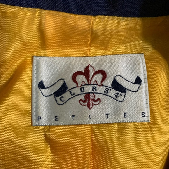 VTG Club 5’4” Petites Size 6P Yellow & Navy Blue Short Sleeve Skirt 2pc Suit Set - Picture 12 of 16